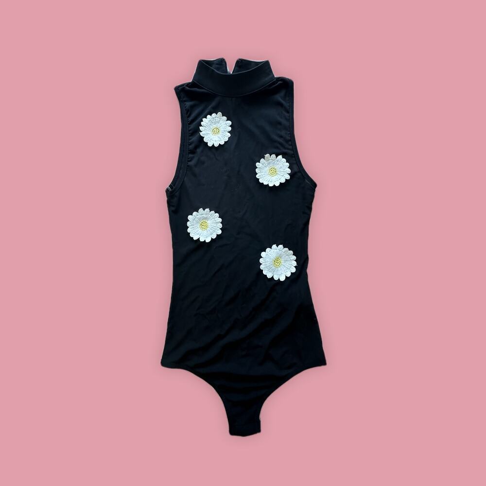 Rise of‎ Dawn Black front flowers patch - mesh top black bodysuit Size X…
